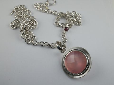 Rose quartz and silver chain and pendant 